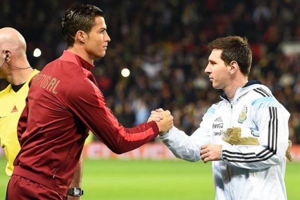 Cristiano Ronaldo dan Lionel Messi